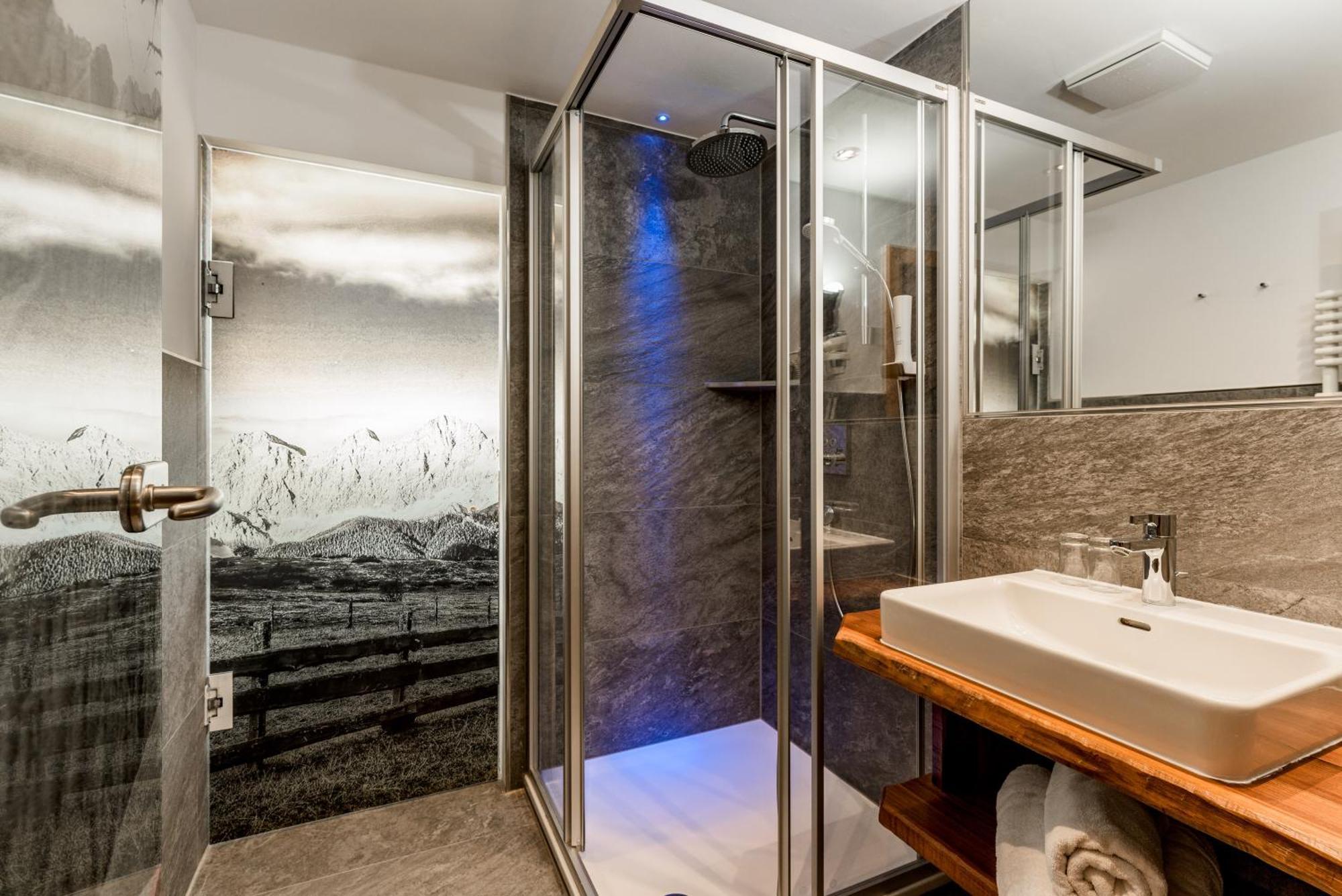 Hotel Roesslhof Ramsau am Dachstein Exterior photo