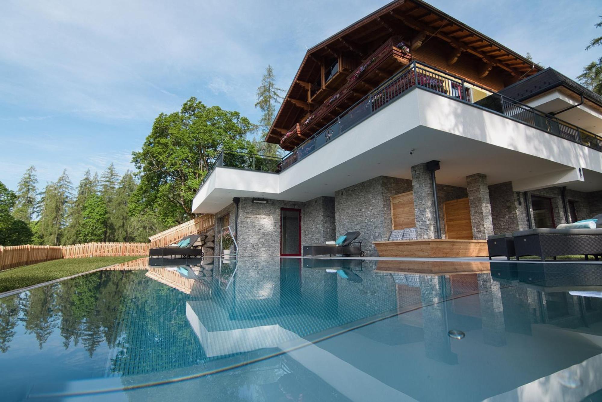 Hotel Roesslhof Ramsau am Dachstein Exterior photo